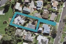 2/68 Clarence Road, Northcote Point, Auckland