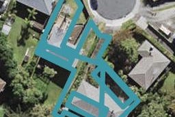 1/37 Camelot Place, Glenfield, Auckland