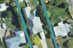 16 Pembroke Road West, Stratford, Stratford