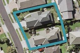 2/5 Arrathorne Place, Northpark, Auckland