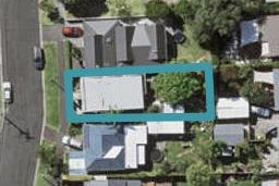 18 Kiwi Road, Stanley Point, Auckland