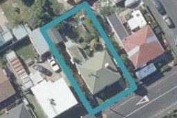 18 Nicholson Street, Forbury, Dunedin