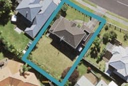 82 Picasso Drive, West Harbour, Auckland