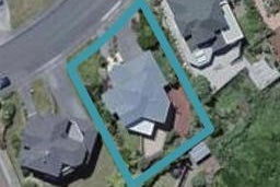 44 Dress Circle, Newlands, Wellington