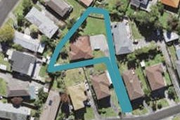 13 Darlington Place, Glendene, Auckland