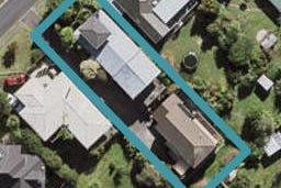 2/86 Ocean View Road, Northcote, North Shore City