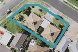 2/9 Tomintoul Place, Highland Park, Auckland