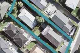 1/892 East Coast Road, Northcross, Auckland