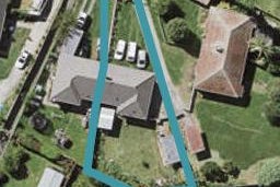 42 Ropata Avenue, Point England, Auckland