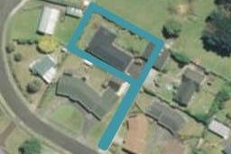 10 Pohutukawa Drive, Opunake