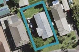 8 Frank Evans Place, Henderson, Auckland