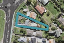 1/267 Glenfield Road, Hillcrest, Auckland