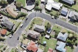 4C Scanlen Terrace, Kelston, Auckland