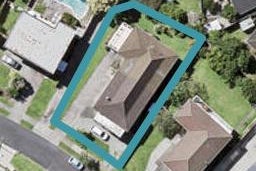 2/12 Melissa Place, Farm Cove, Auckland