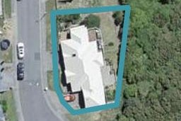 51 Landsdowne Terrace, Karori, Wellington