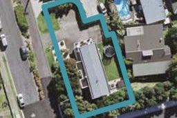 1B Bank Street, Hillcrest, Auckland