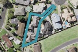 2/19 Driscoll Place, Farm Cove, Auckland