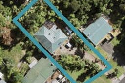 132 Wood Bay Road, Titirangi, Auckland
