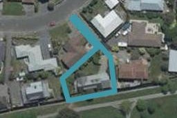 100 Regency Crescent, Redwood, Christchurch