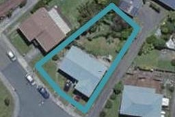 13 Cheltenham Terrace, Newlands, Wellington