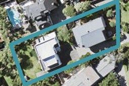 2/18 Gulf View Road, Murrays Bay, Auckland