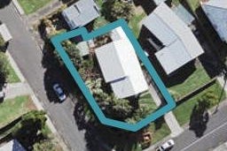 44 Waverley Avenue, Glenfield, Auckland
