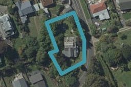 10 Clearwater Street, Broad Bay, Dunedin