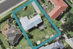 2 Philomel Crescent, Bayswater, Auckland