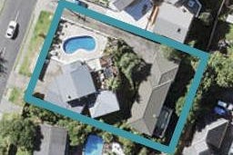 2/140 Arran Road, Browns Bay, Auckland