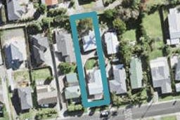 21a ALEXANDER AVE, Torby