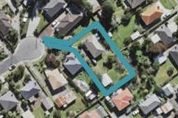 11 Devon Street, Te Atatu South, Auckland