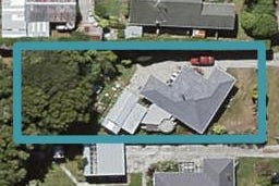 22 Black Road, Otatara