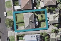 2/31 Hanlon Crescent, Narrow Neck, Auckland