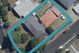 100 Storey Avenue, Forest Lake, Hamilton