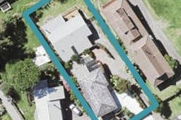 2/89 Arran Road, Browns Bay, Auckland