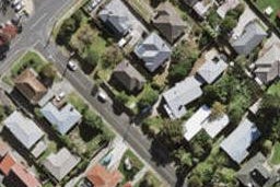 2D Deuxberry Avenue, Northcote, Auckland