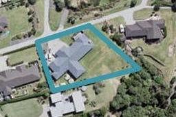70 Omana Avenue, Helensville