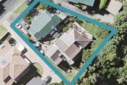2/18 Arran Road, Browns Bay, Auckland