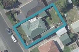 23 Isadore Road, Saint Clair, Dunedin