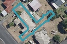 2/16 Steele Road, Forest Lake, Hamilton