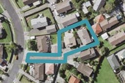 2/26 De Quincey Terrace, Highland Park, Auckland
