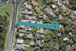 261E Glenfield Road, Hillcrest, Auckland