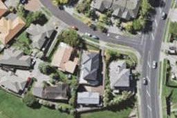 2/6 Gillett Place, Botany Downs, Auckland