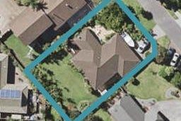 3 Camira Place, Botany Downs, Auckland