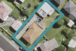 13 Solea Road, Sunnyvale, Auckland