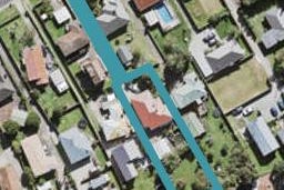 27 Fairclough Road, Beach Haven, Auckland