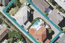 2/62 Aberdeen Road, Campbells Bay, Auckland