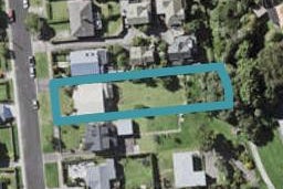 37 Hanlon Crescent, Narrow Neck, Auckland