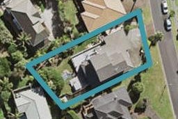 4 St Lucia Place, Unsworth Heights, Auckland
