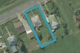 46 Irvine Street, Lawrence